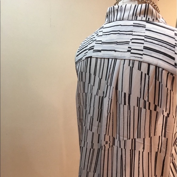 Banana Republic Dressy Tank - Picture 3 of 3